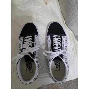 Vans Old Skool "Forgotten Bones" Edition Size Woman 9.5 or Mens 8.0